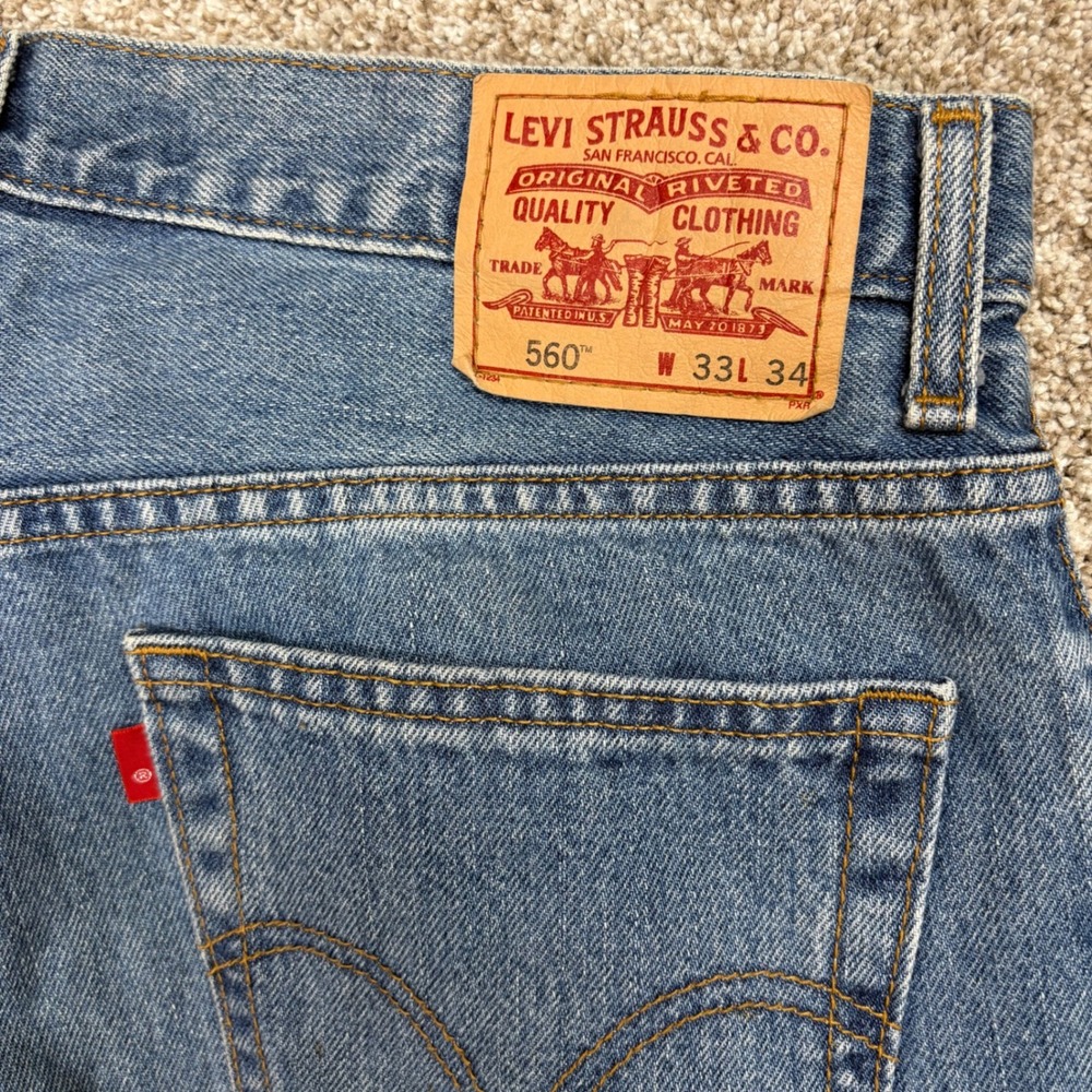 VTG Y2K Levi's 560 Comfort Fit Jeans Mens 33x34 Blue Relaxed Denim Comfort